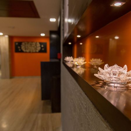 The Silver Leaf Hotel アーメダバード エクステリア 写真